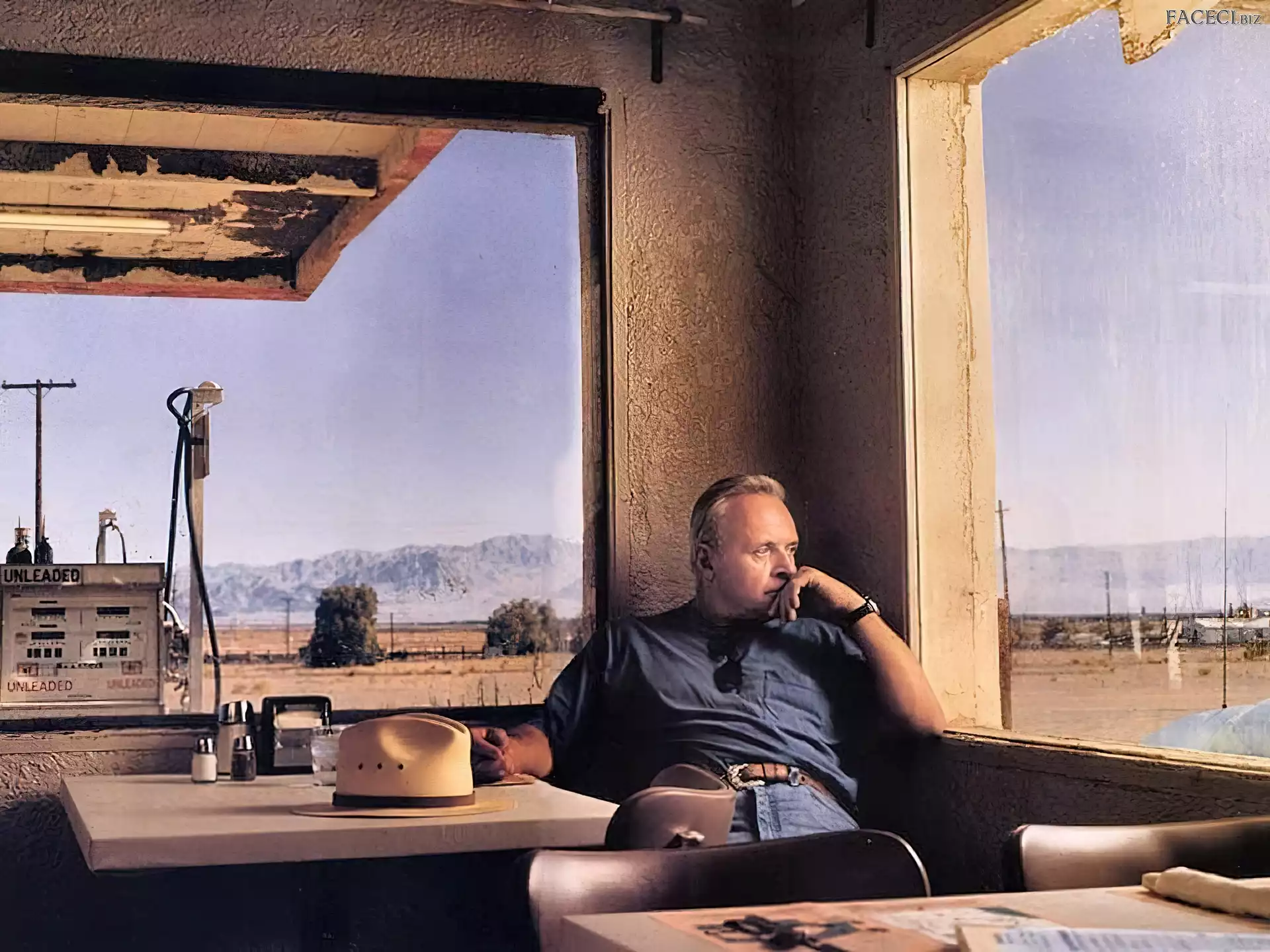 okulary, Anthony Hopkins, kapelusz